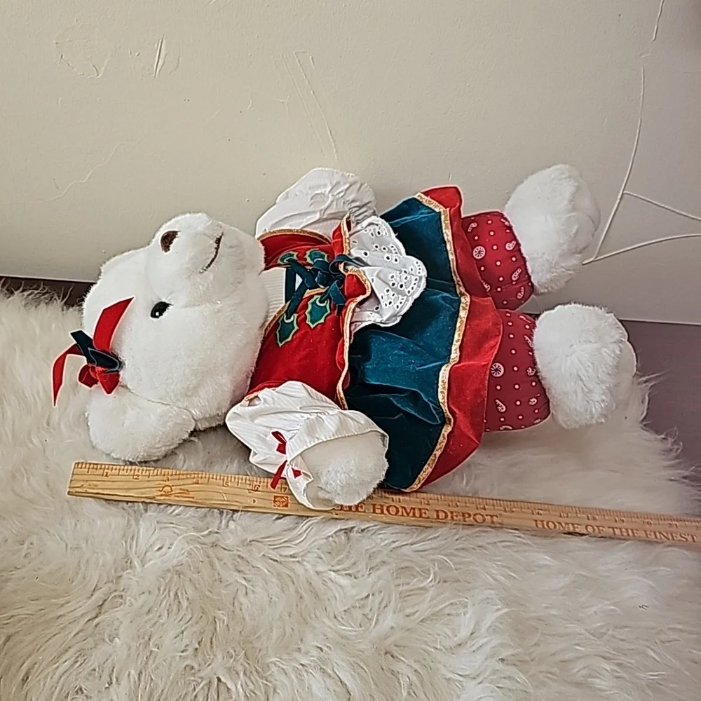 Vintage 1995 embroidered